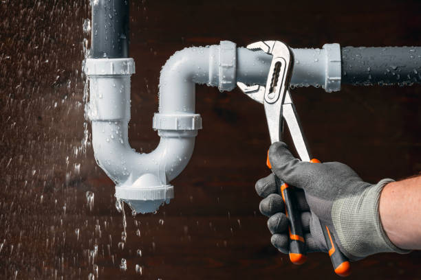 Professional Gas Line Repair technician working in Spring Lake, NC